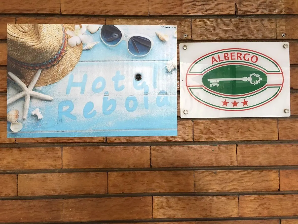 Hotel Rebola location